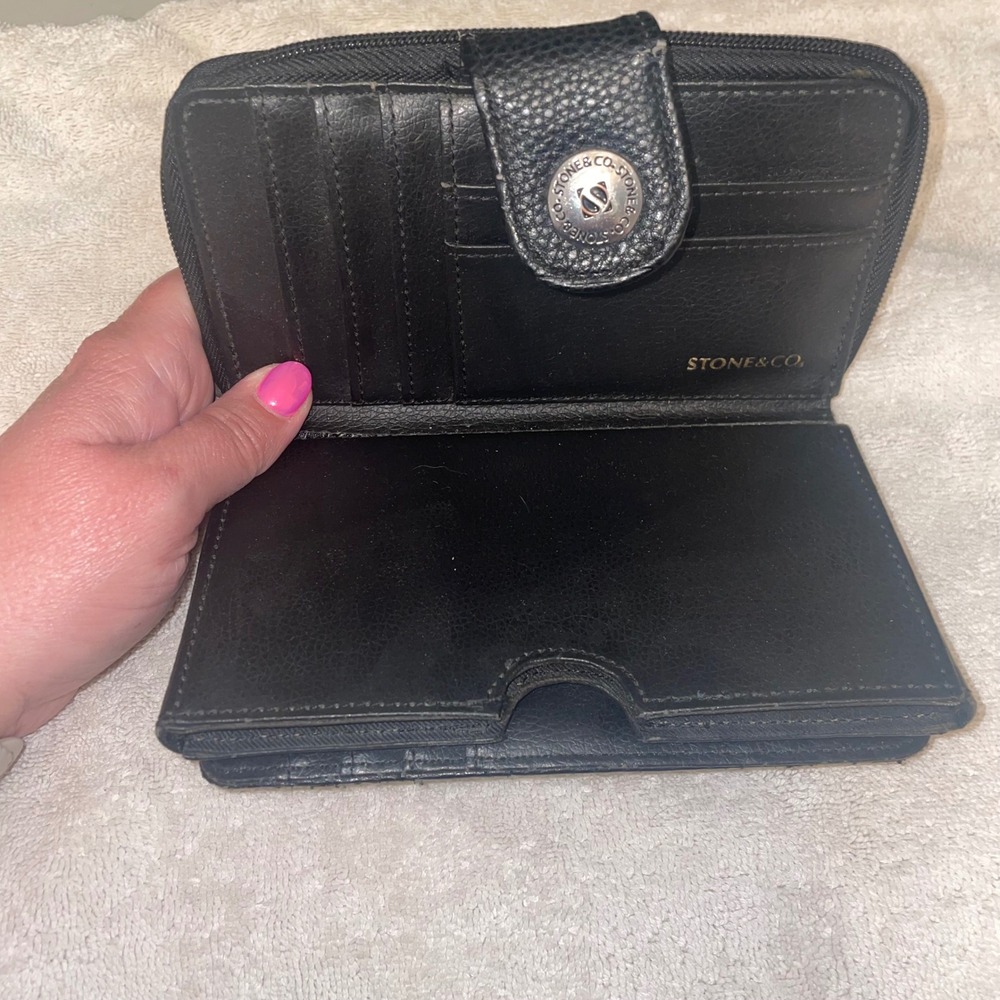 Stone & Co Black Wristlet Wallet Zip Around Organizer Clutch - Picture 2 of 6